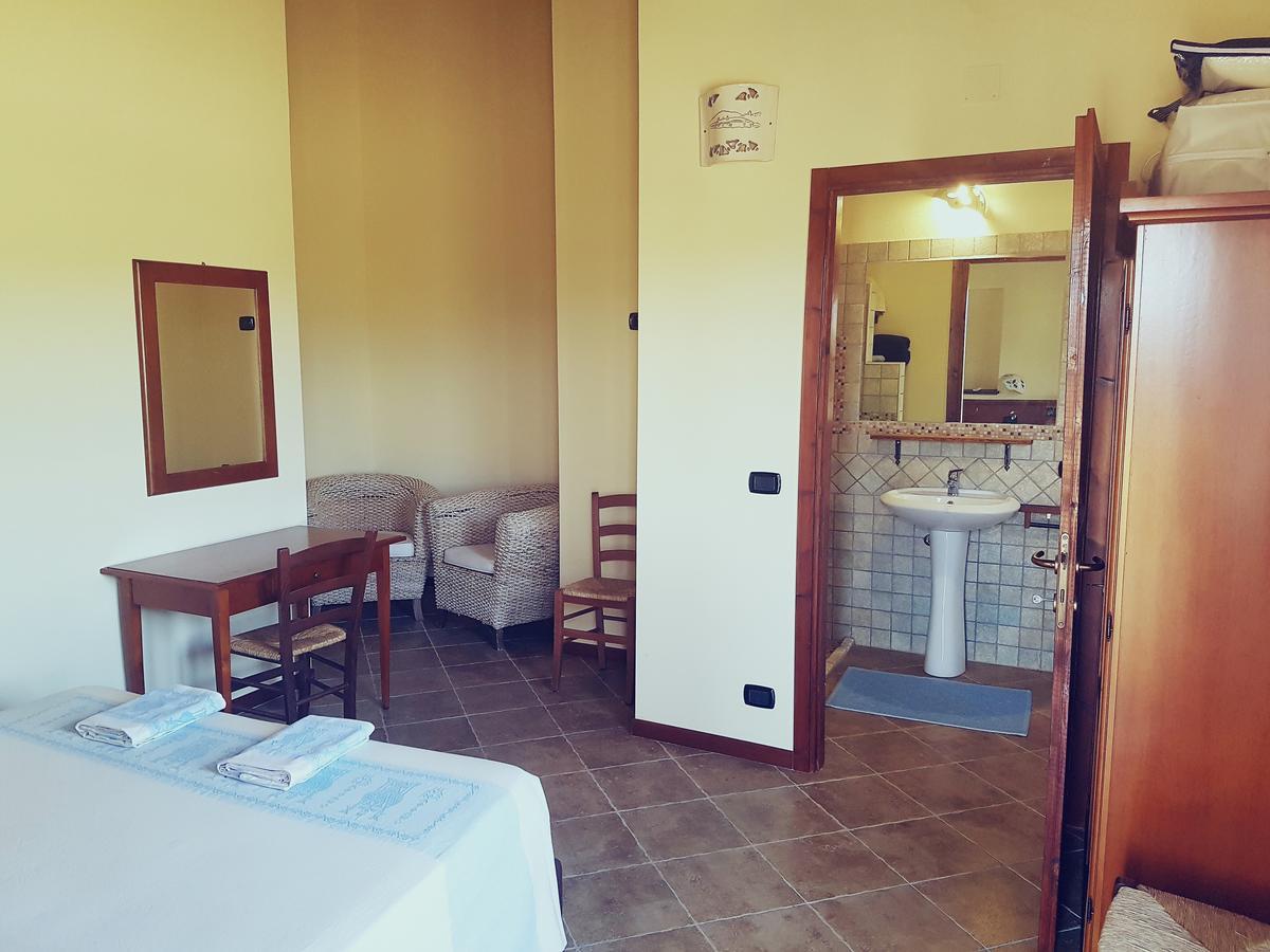 Agriturismo Gennemara B&B Perdaxius Exterior foto